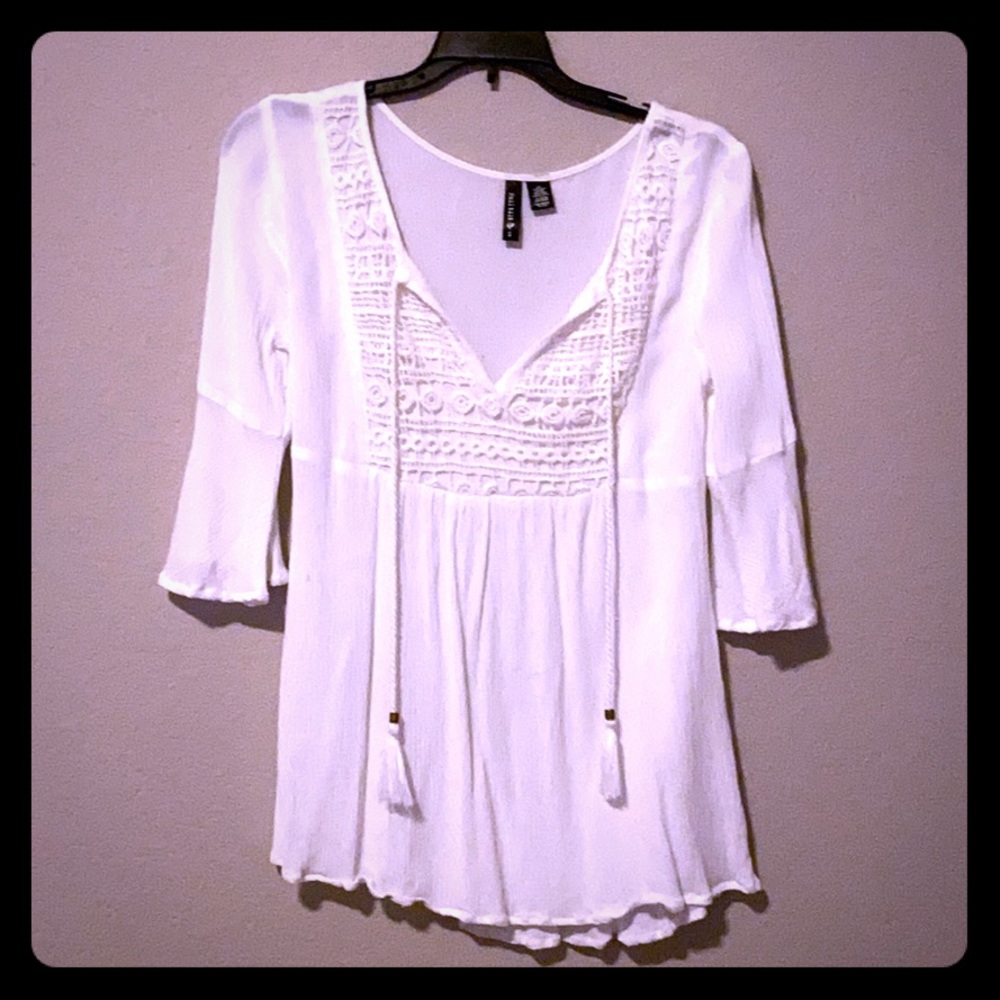 Full Tilt Women’s Shirt